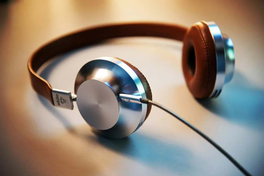Everyday headphones: the original photo